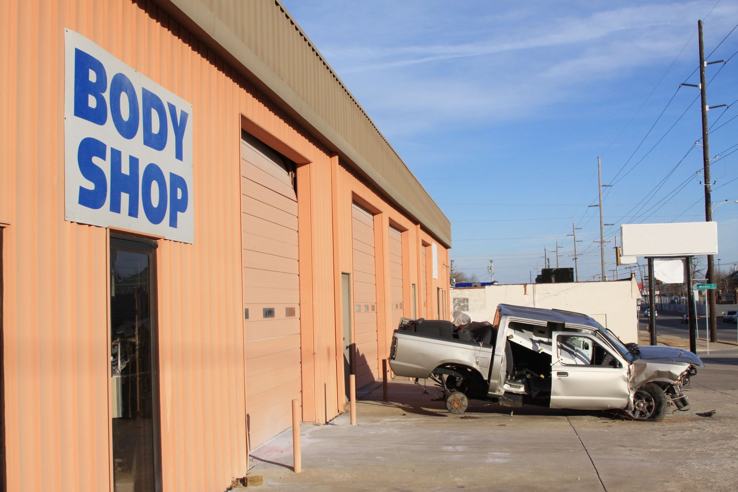 auto body repair shop exterior